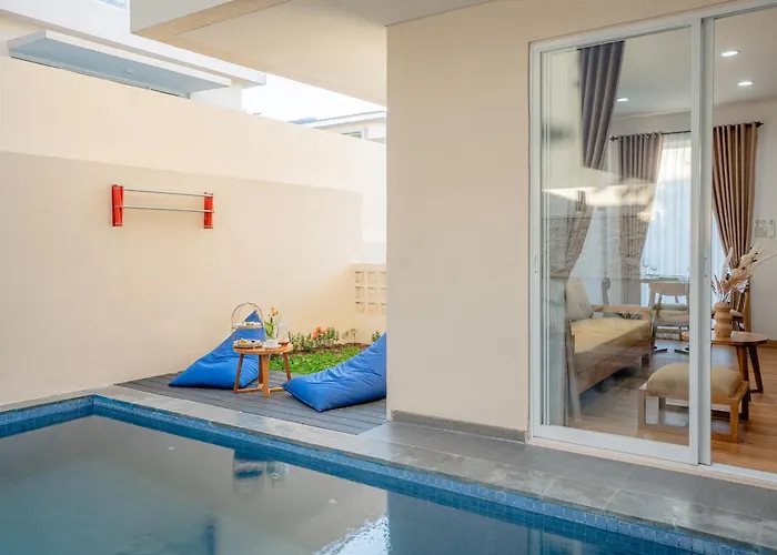 Mandala Hill Private Pool Estate, *